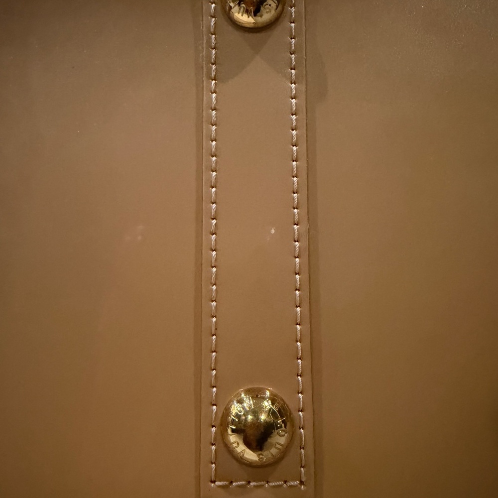 Louis Vuitton Patent Monogram Tote in Tan - Picture 11 of 14